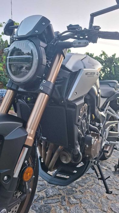 Honda CB650R | 2020 | 12.000 km | Vários Extras