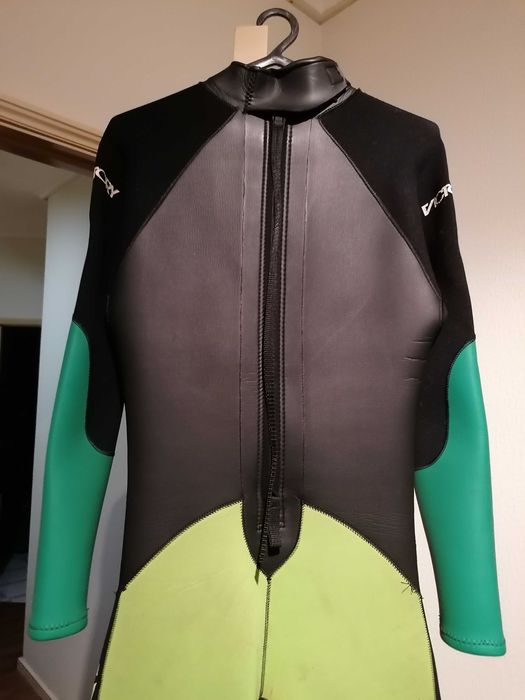 BAIXA DE PREÇO! Fato de surf/bodyboard da victory