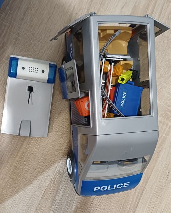 Playmobil 9236 samochód policyjny