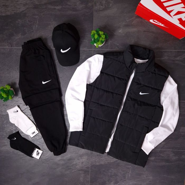 Топові Комплект NIKE на весну