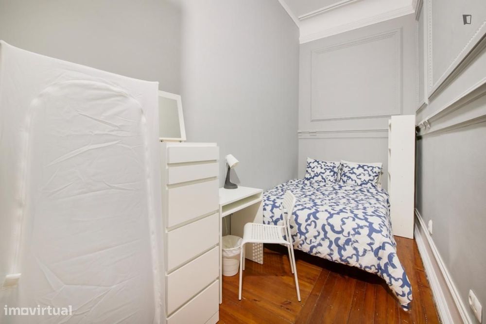 Quarto - localizado em Entrecampos Lisbon