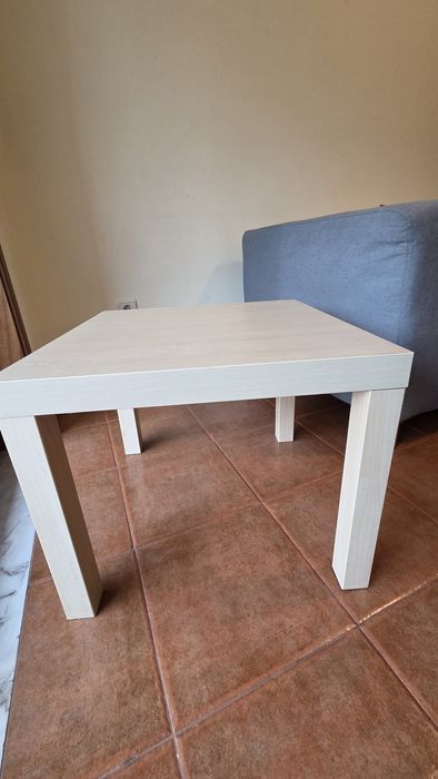 Mesa de centro bege