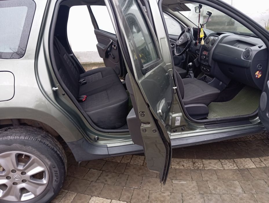 Продам Dacia duster