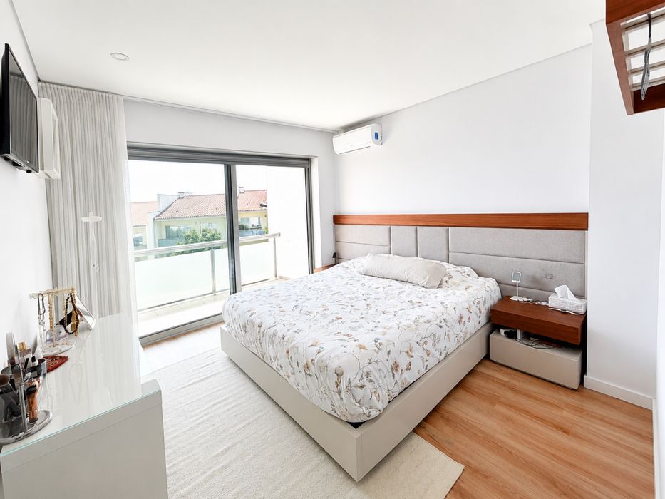 Moradia Moderna em Braga T4