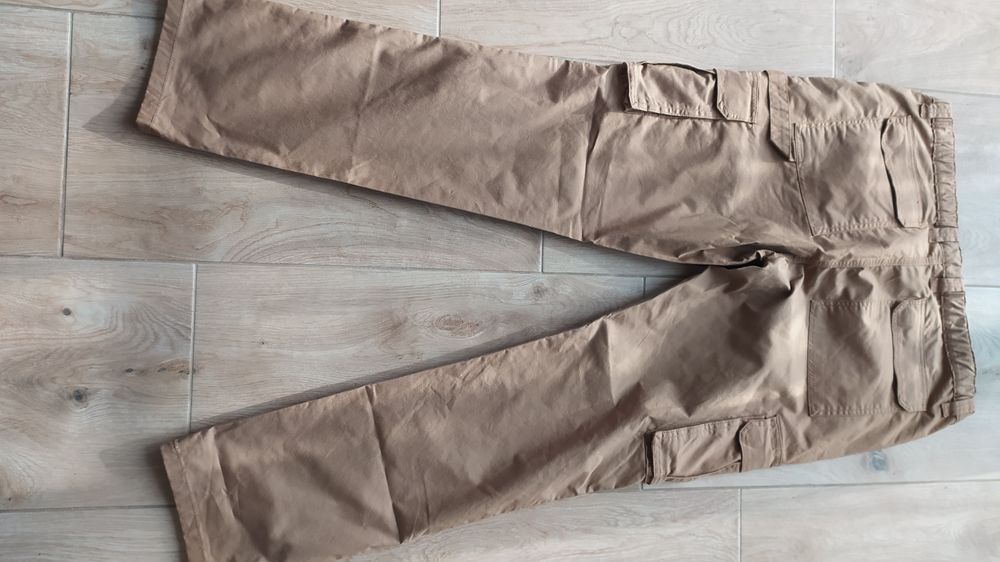 Nowe spodnie robocze, różne modele i rozmiary