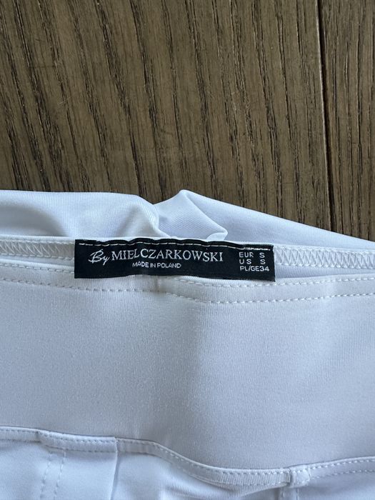 Stylowe i wygodne legginsy na każdą okazję!