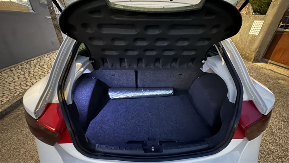 Seat ibiza bocanegra — photo 4