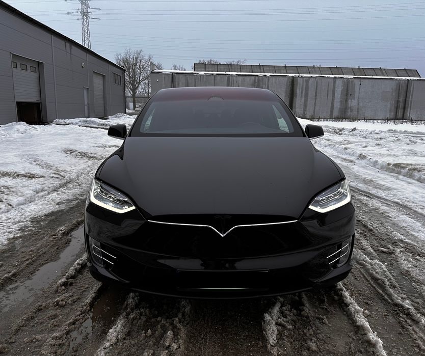 Tesla X 100D Long Rage Plus 2018 рік Європейський салон Premium