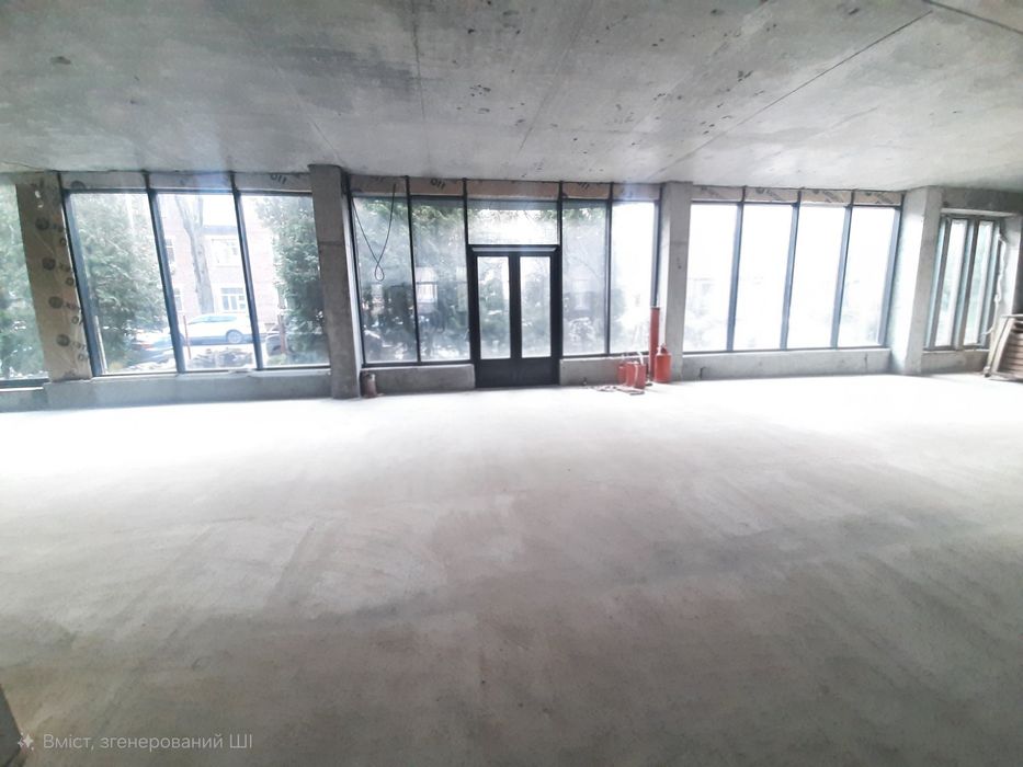 Сдам Помещение, 1й этаж, Центр, Витринные окна