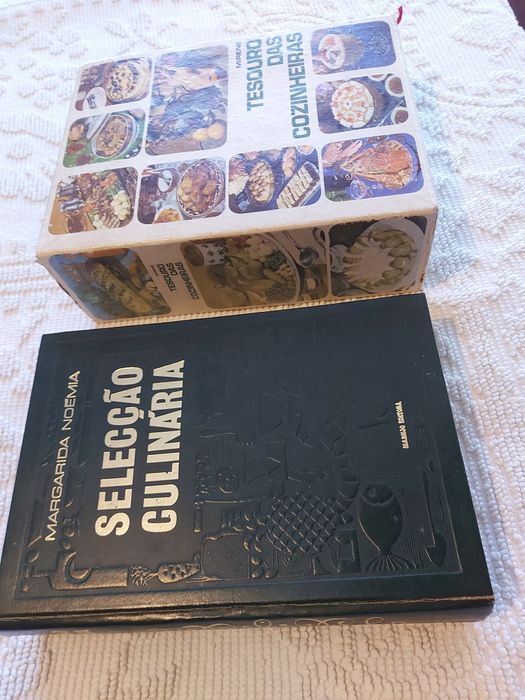 Dois  livros de cozinha