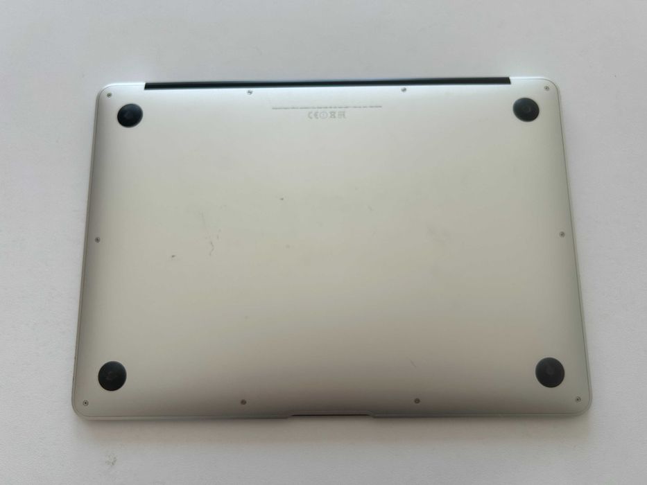 MacBook Air 13" (2015) | 8GB RAM | SSD | macOS Monterey + Office Incluído