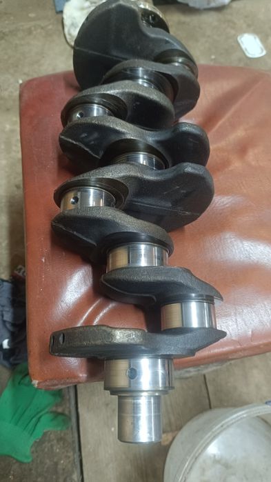 Колінвал Рено 1.9 dci