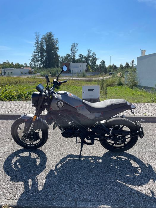 Benelli Leoncino 125cc