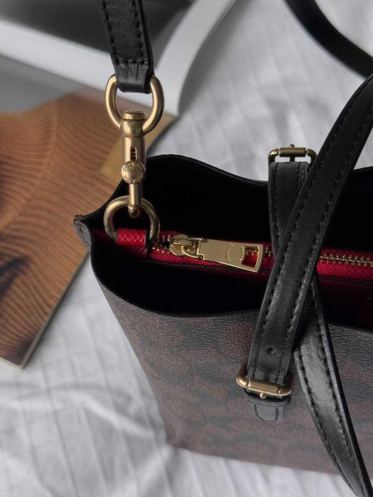 Шкіряна сумка Coach mollie tote 25см