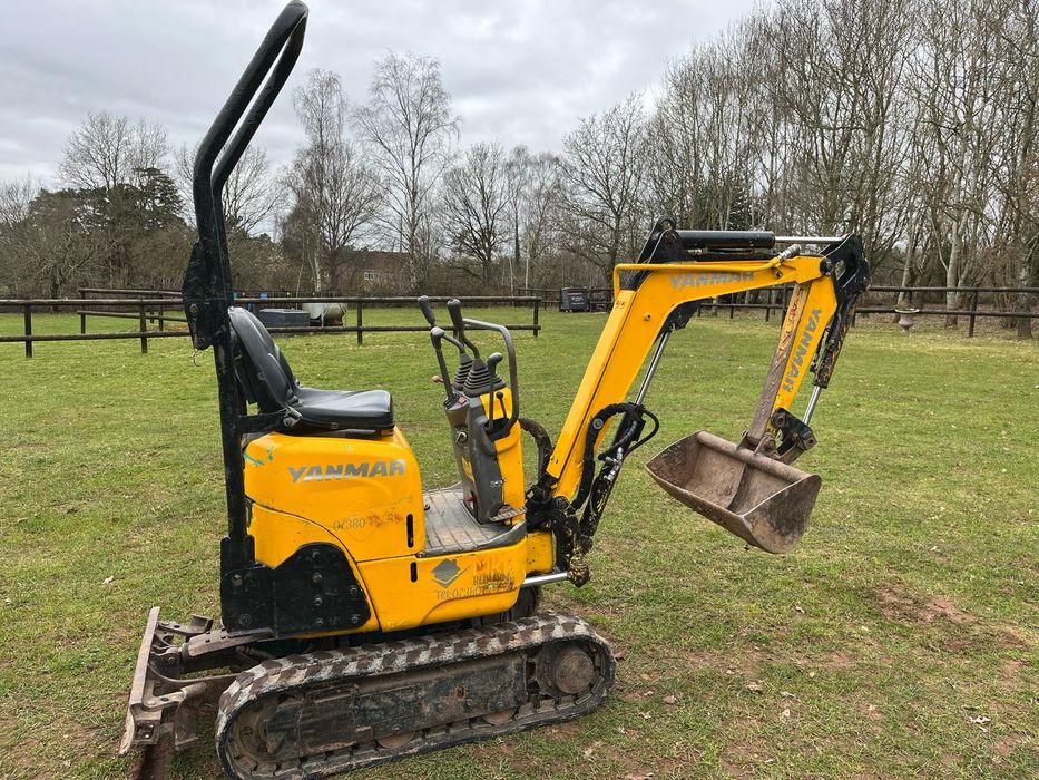 Yanmar SV08 2004рік мініескаватор