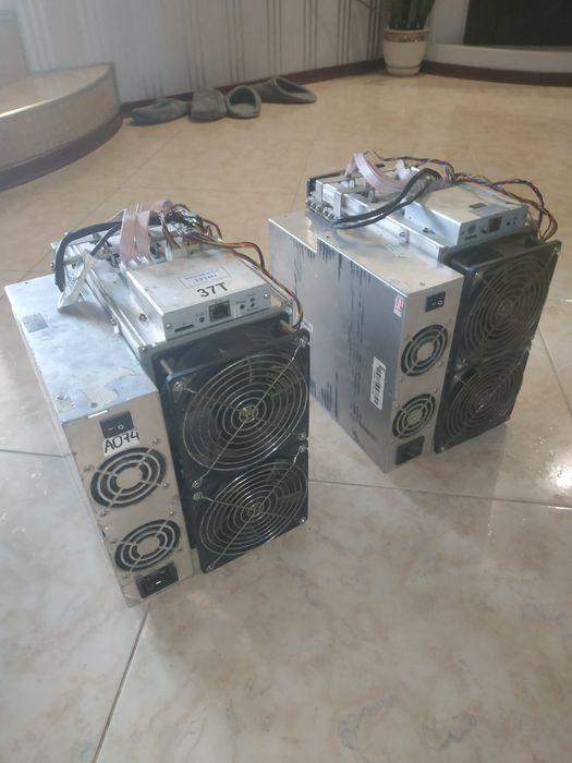 Asic-майнер Innosilicon T2TH 37 Th/s 2900 Вт з БП (T2TH 37T)