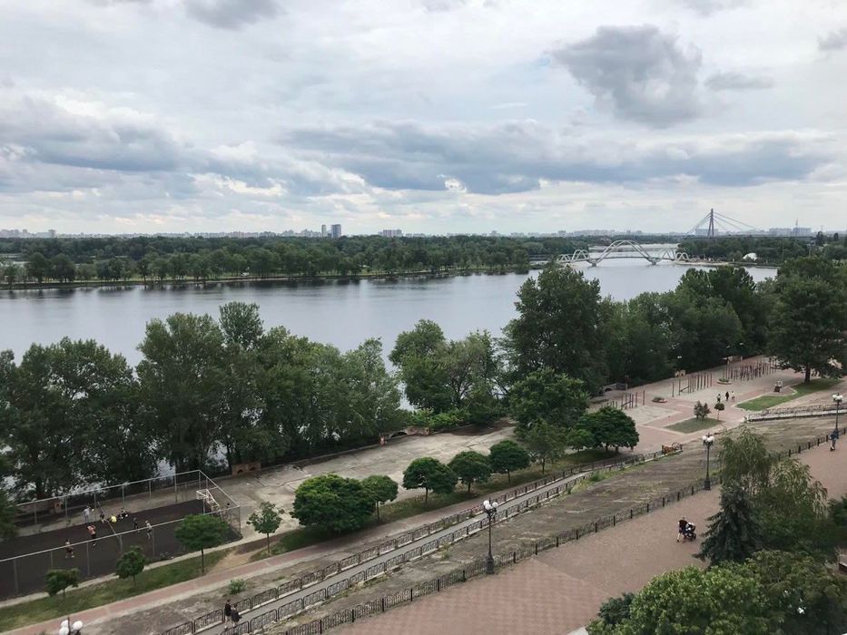 Продаж 3 к квартири Видова Івасюка,12Е Оболонська набережна