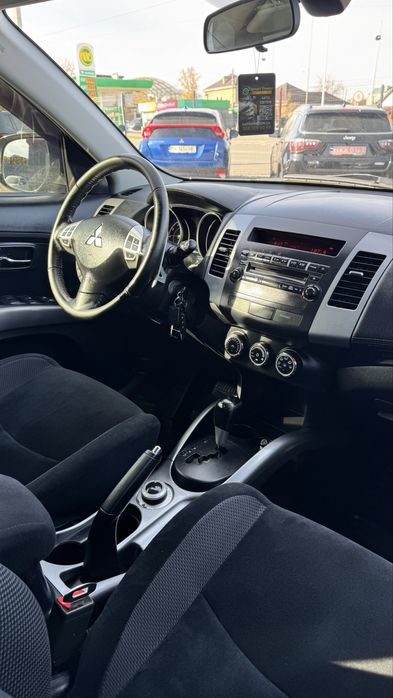 ОФІЦІЙНИЙ Mitsubishi Outlander Аутлендер XL 2012 р. 2,4 газ/бенз АКПП