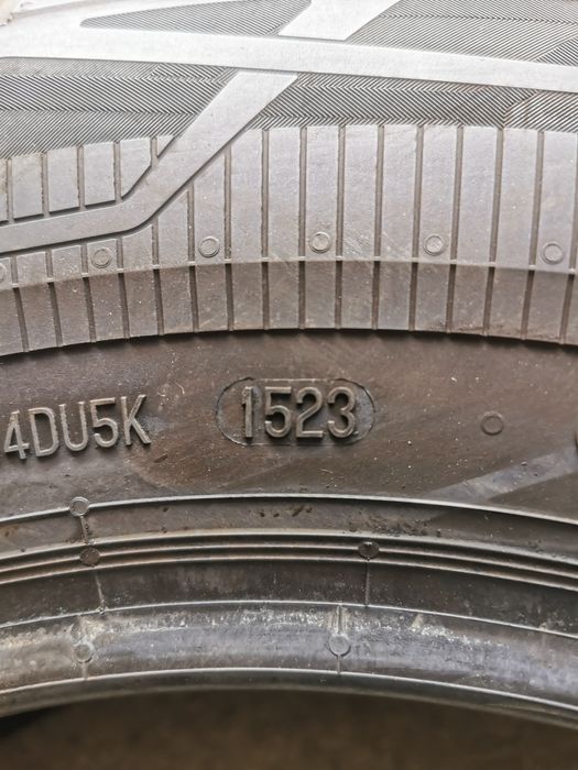 Para opon 215/75R16C 116/114R Continental VanContact Eco #