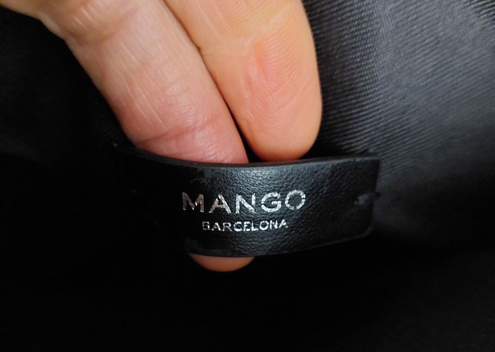 Клатч яскравий від Mango