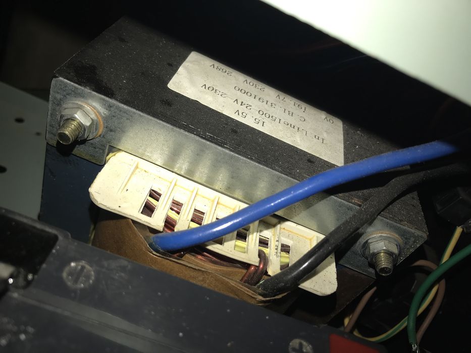 Безперебійник Logic Power 1500 B 24v