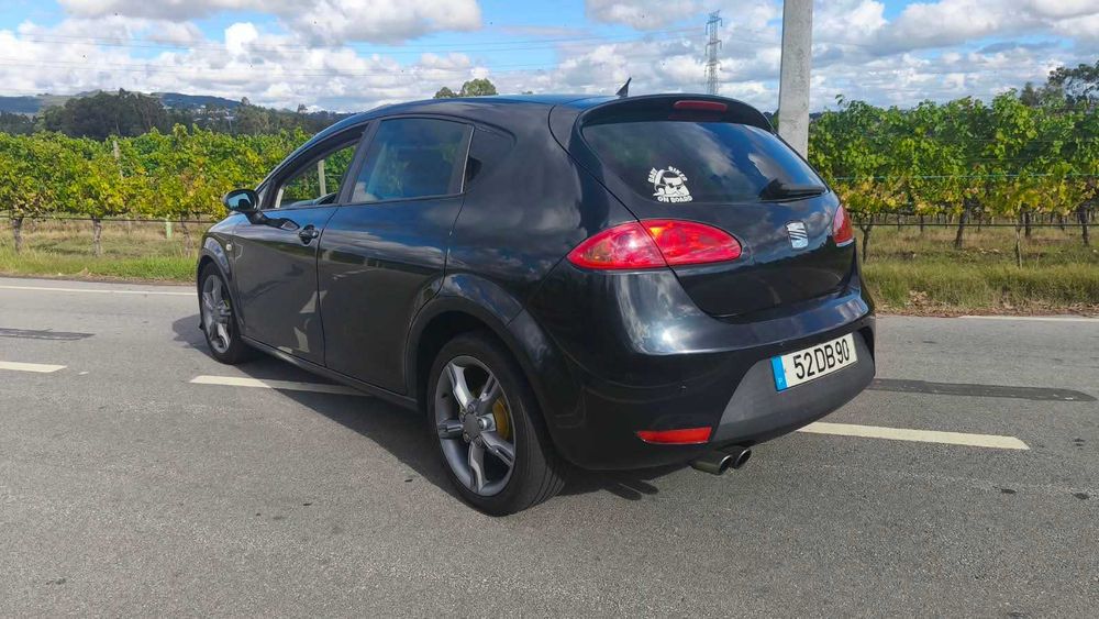 SEAT Leon FR 2.0 TDI 170cv – 2006 – Nacional – Selo Antigo