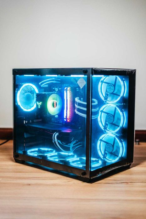 PC GAMER  RTX 2060 Super / Ryzen 5 3600X / 16GB RAM RGB