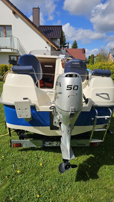 Łódź motorowa Conger 460