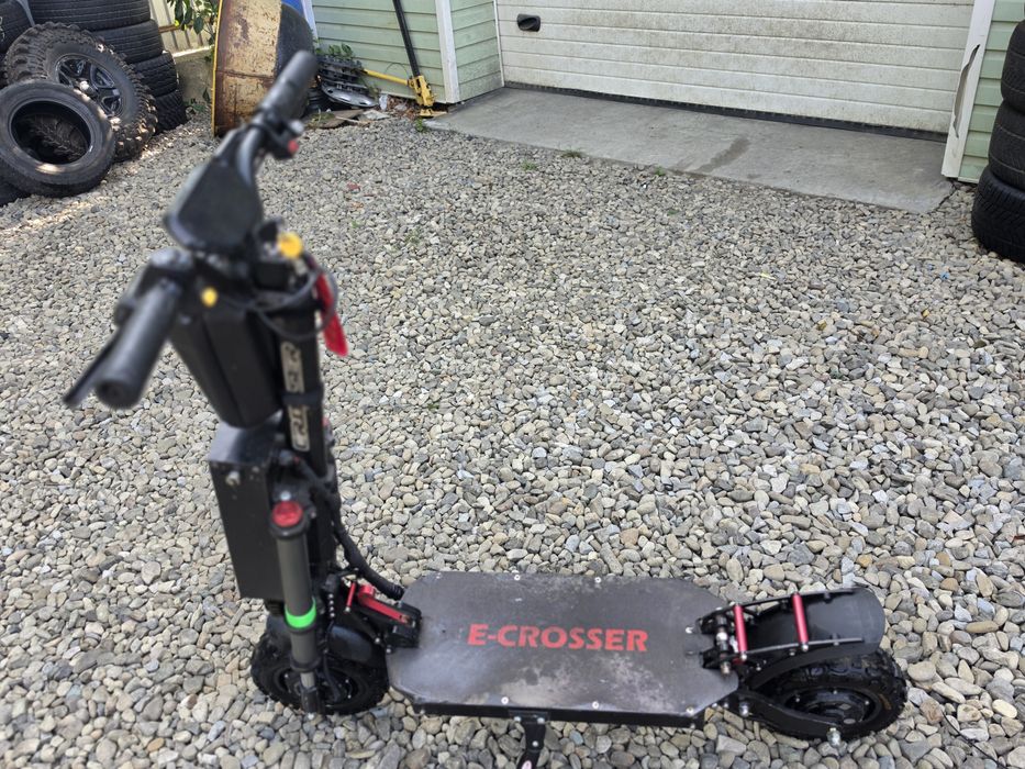 Електросамокат Crosser Rocket