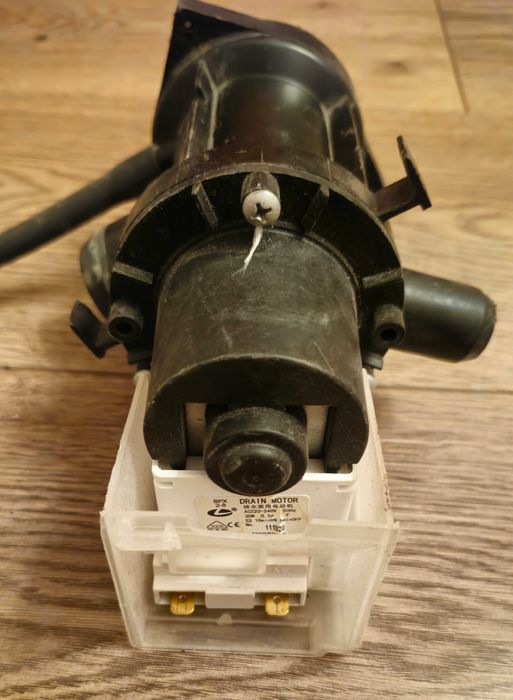 Помпа (водяной насос) для стиральной машинки LG F1022SD