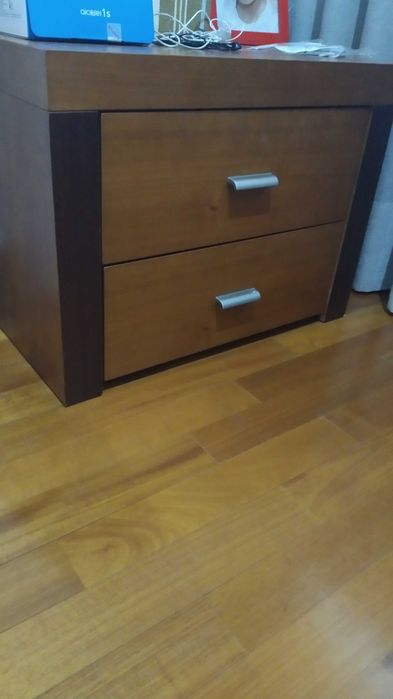 Cama de casal bom estado