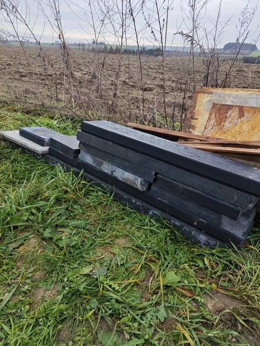 Oddam palety obrzeża pod kostkę