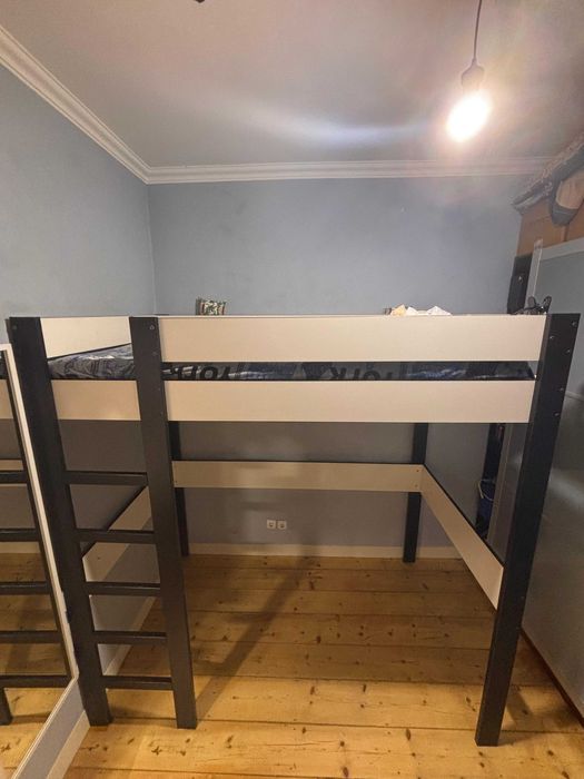 Cama Alta IKEA MÖRRUM - perfeita para aproveitamento de espaço