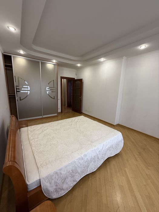 Аренда квартиры, Печерск, евроремонт,Мариинский парк,метро,Лавра