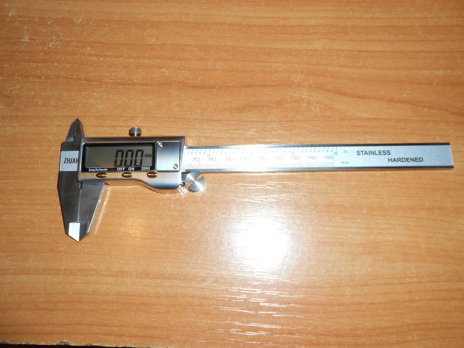 Электронный штангенциркуль 150 мм, нержавеющая сталь, ЖК-экран