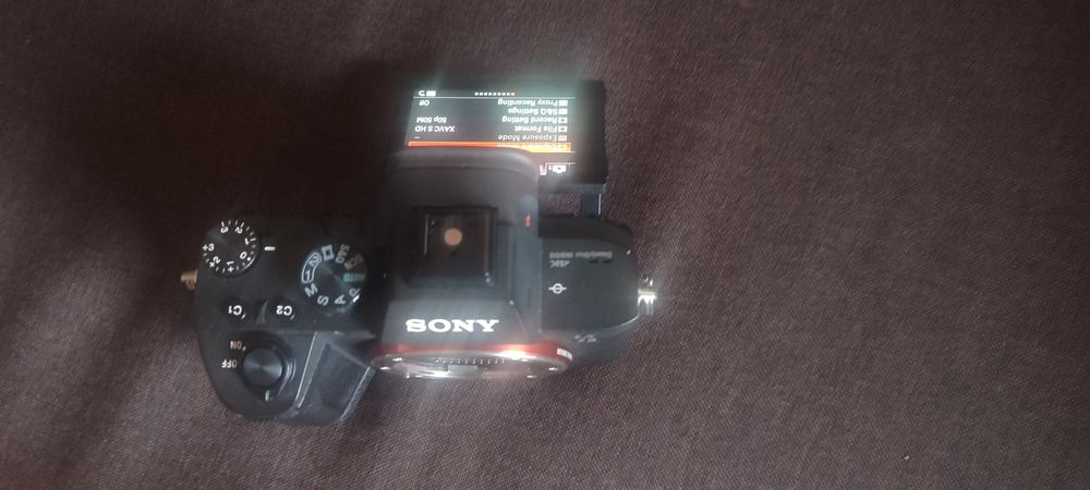 Sony A7 lll 10 mil Clicks Irrepreensivel c/ Punho