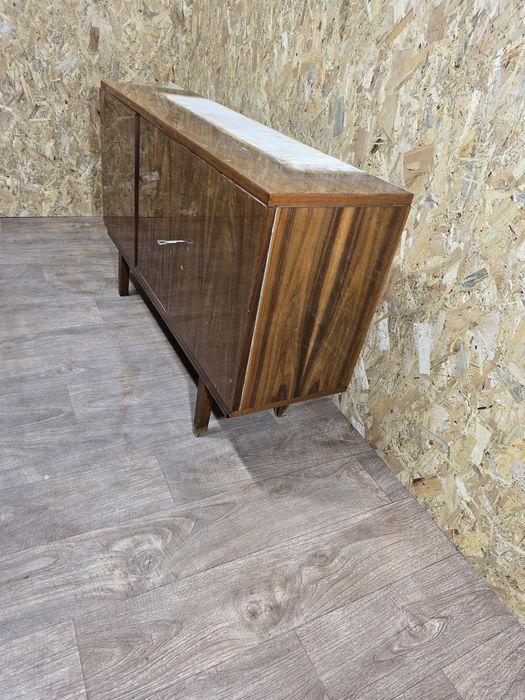 Komoda prl transport