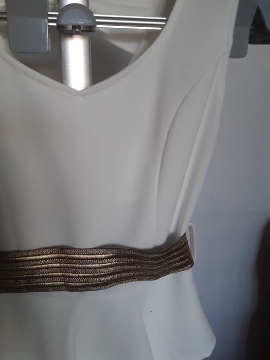 Vestido branco pelpum