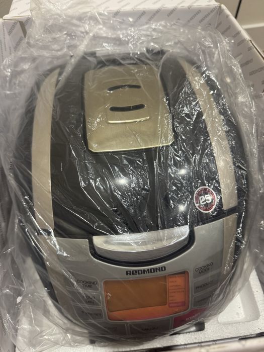 Мультиварка REDMOND RMC-M4502E