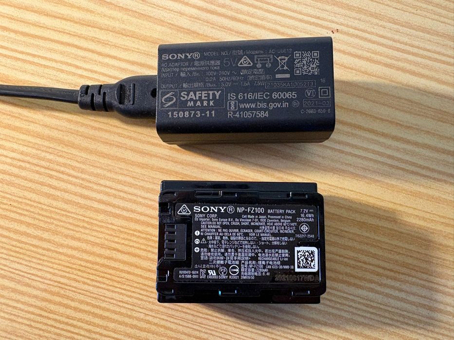 Sony Alpha 7III + acessórios - 13802 disparos