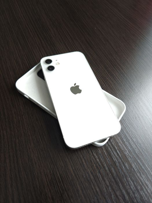 IPhone 12, 64Gb білий