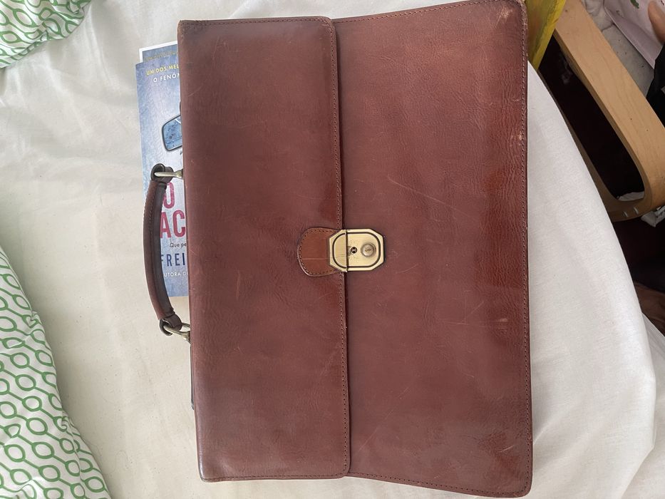 Mala  executivo,  em pele genuina