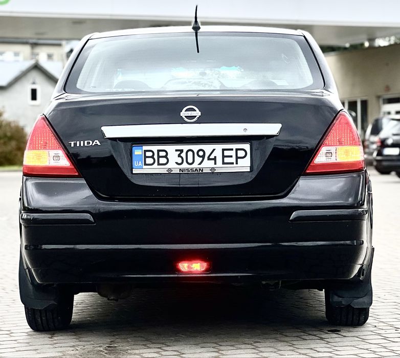 Nissan tiida 2010р 1.6 газ/бенз
