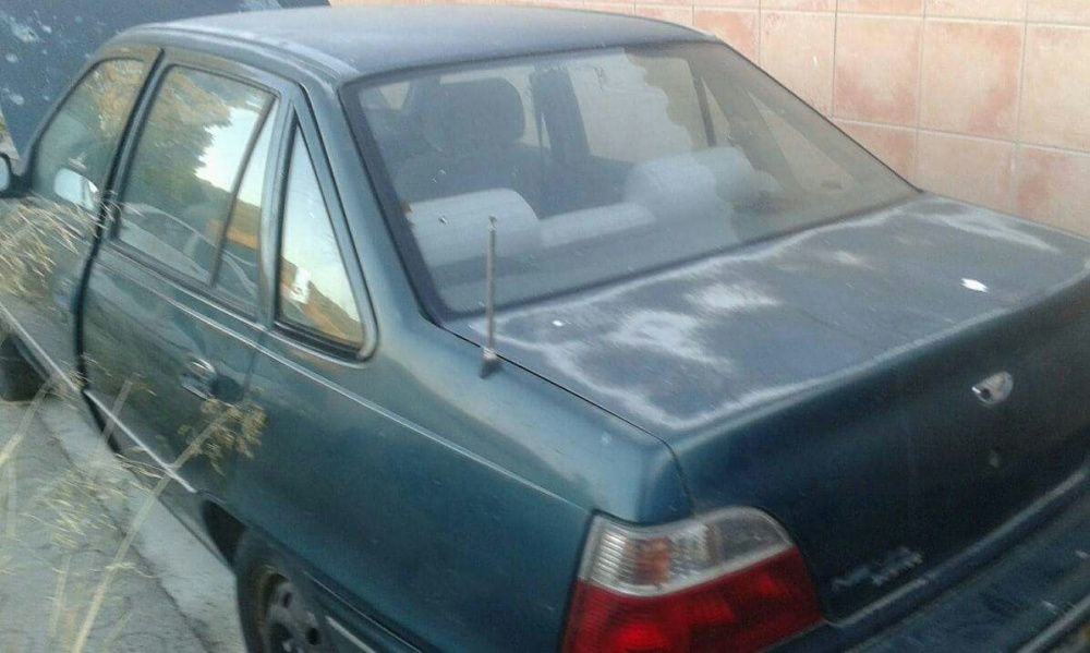 Para peças DAEWOO NEXIA 1.5 ano 1996 completo ainda a trabalhar troco