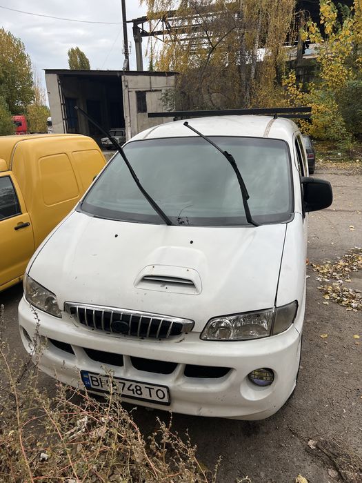 Автомобіль Hyundai h100