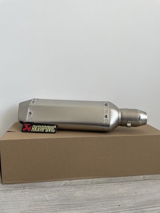 Акція! Прямоток на мотоцикл Akrapovic + Подарунок