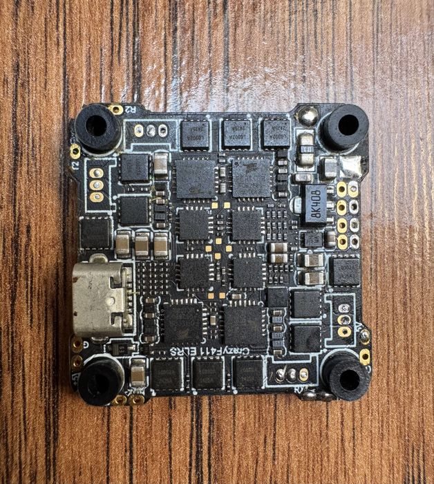 AIO 4w1 CRAZYF411 ELRS 2-4S (kontroler lotu do drona fpv)