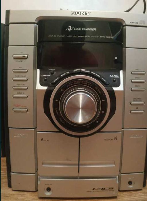 Музыкальный центр Sony МНС RG 470 очень мощный 2x280 ват.