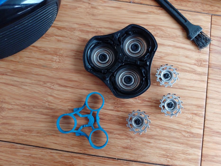 Golarka do golenia głowy na łyso Remington XR1400