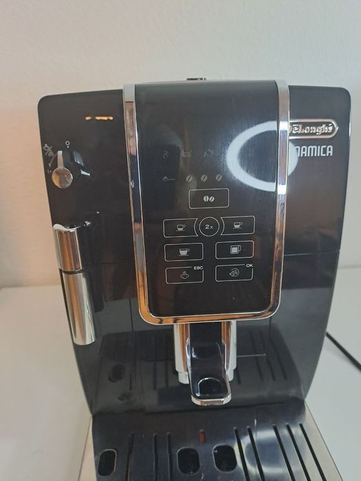 Кавова машина De’Longhi Dinamica ECAM 350.15.B з Німеччини
